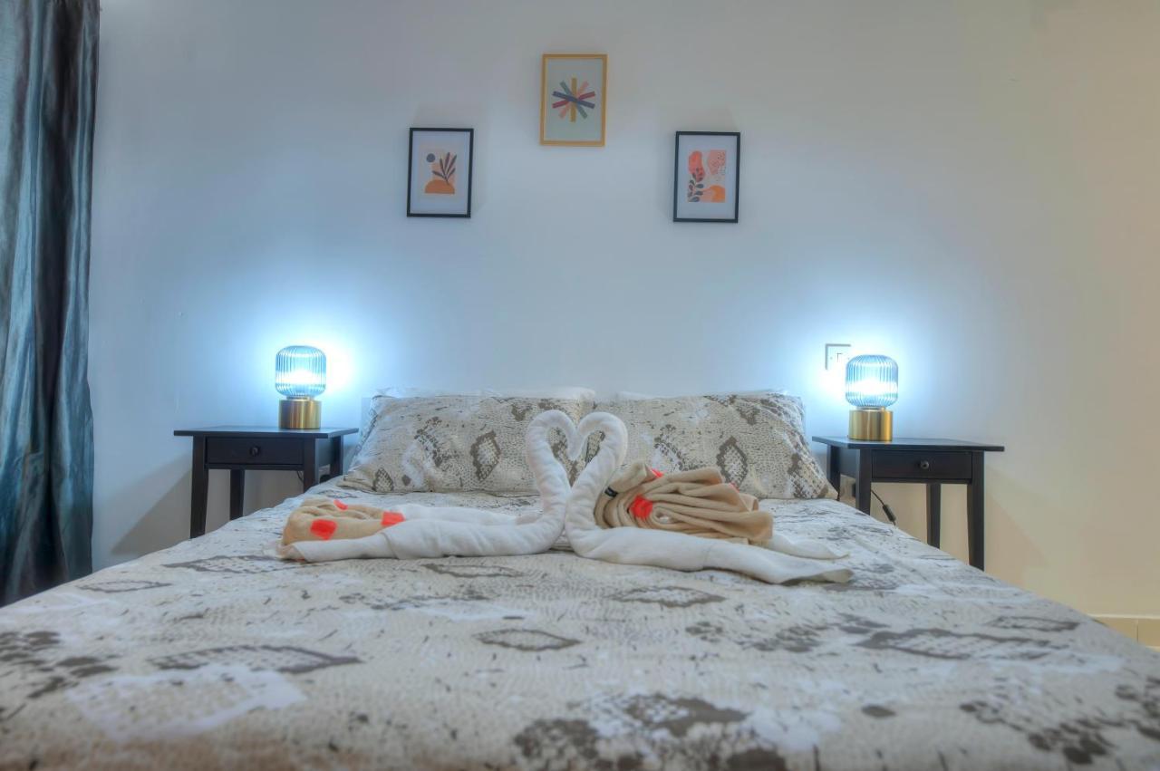 Large And Modern 2Bedroom With Balcony Glub1-1 Gzira Bagian luar foto