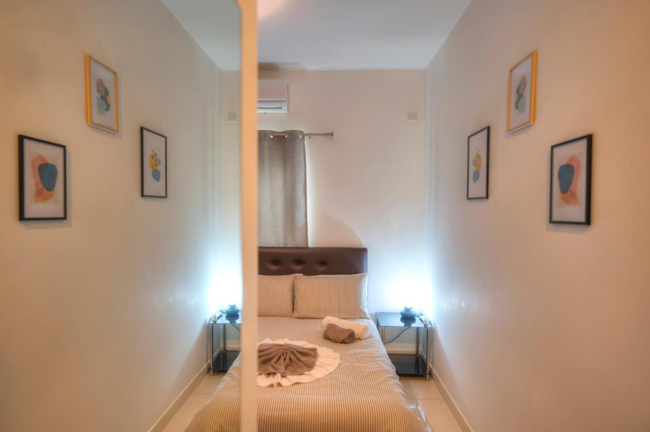 Large And Modern 2Bedroom With Balcony Glub1-1 Gzira Bagian luar foto